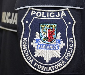 naszywko z logo policji