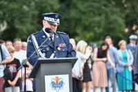 komendant wojewódzki policji w Łodzi podczas przemówienia