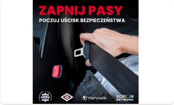 Osoba zapinająca pasy oraz napis: Zapnij pasy, poczuj uścisk bezpieczeństwa.