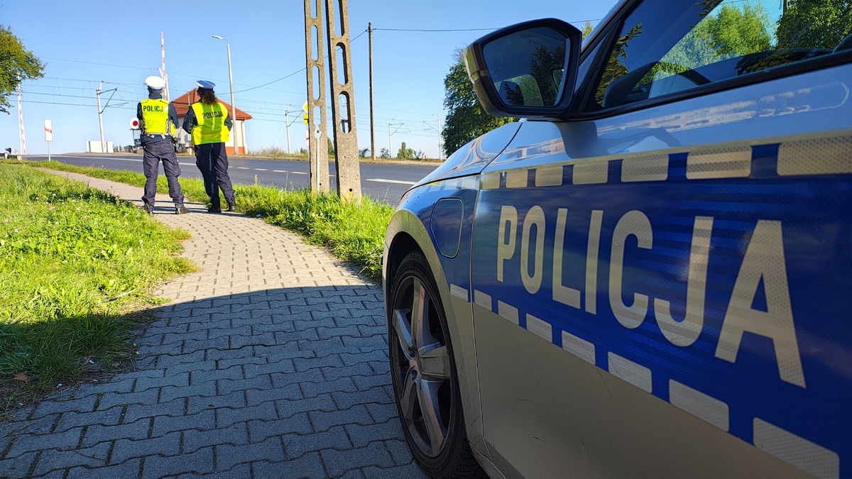 77 wykroczeń na przejazdach kolejowych w Pabianicach